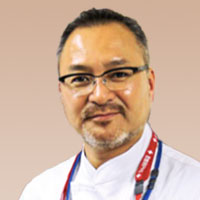 赤須晃治